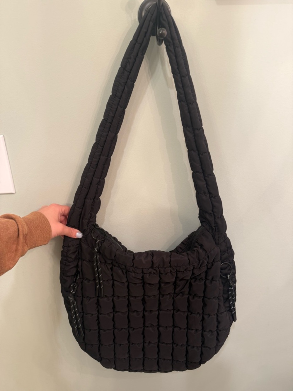 Quilted Puffer Hobo by Urban Expressions